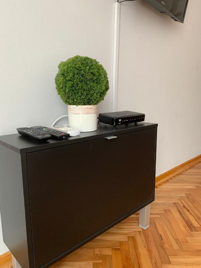 Comfy Studio - 1 Minute Walk To Delta Planet Ni Екстериор снимка