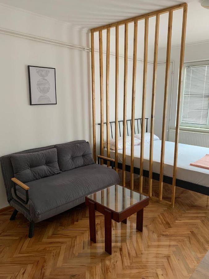 Comfy Studio - 1 Minute Walk To Delta Planet Ni Екстериор снимка