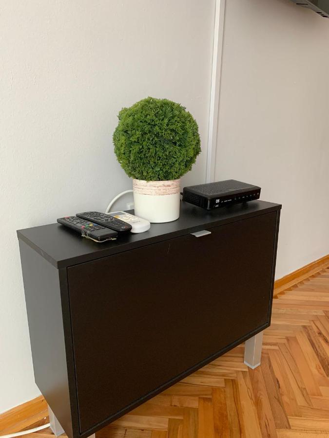 Comfy Studio - 1 Minute Walk To Delta Planet Ni Екстериор снимка